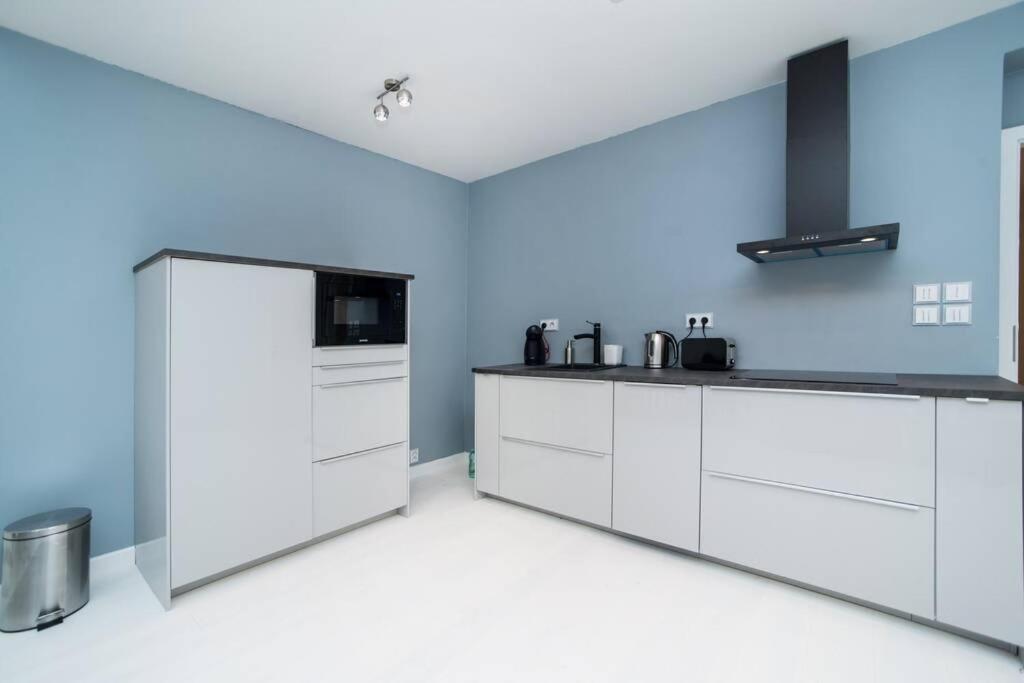 Old Town 1 Bedroom Oasis With Ac And Double Shower Prague Exterior photo